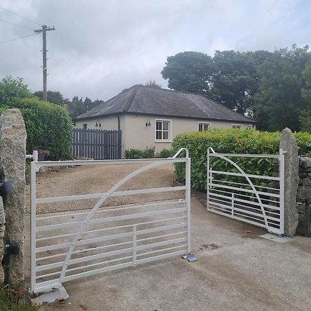 Cracatinni Mews Roundwood Exterior photo